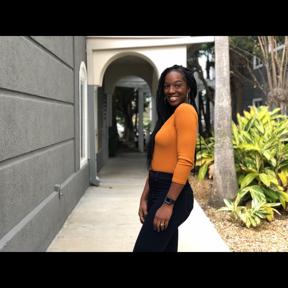 Meet your Posher, Karena